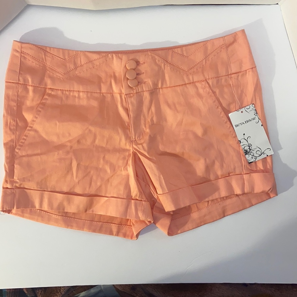 Beta House peach colored women’s shorts size 12 new with tags